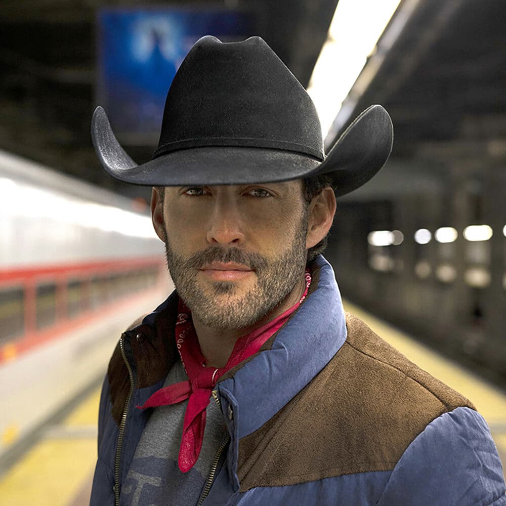 Aaron Watson – Country