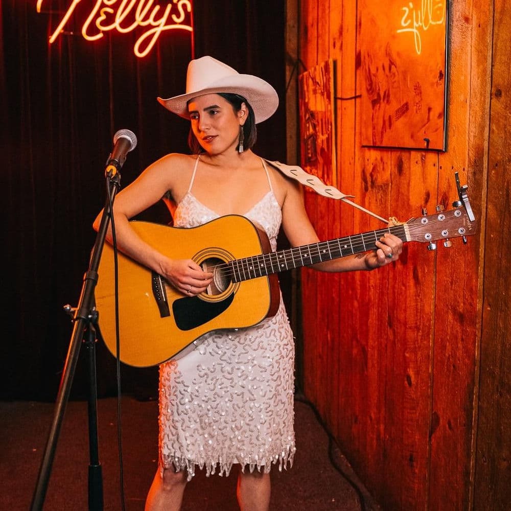 Ramona & The Holy Smokes – Country