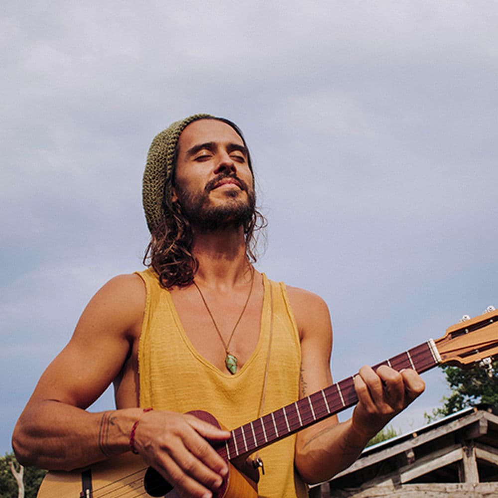 FLO DELAVEGA – Pop