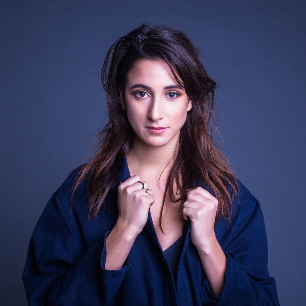 Sarah de Warren – Singer-Songwriter