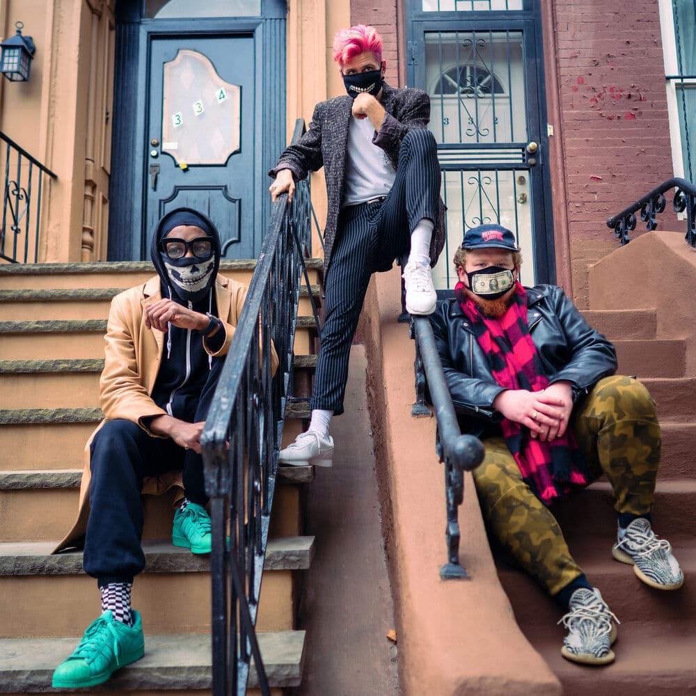 TOO MANY ZOOZ – Instrumental