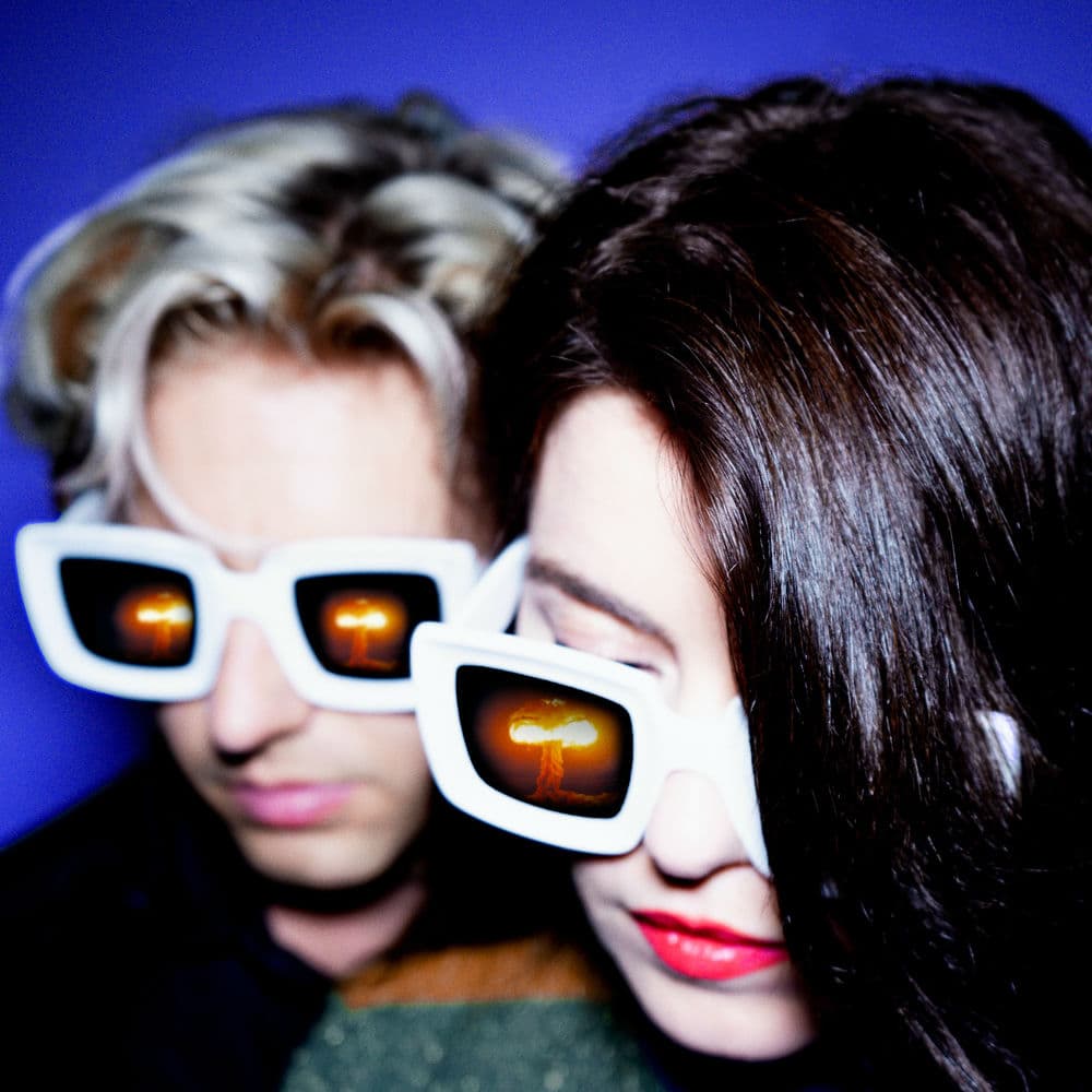 Blood Red Shoes – Garage Rock