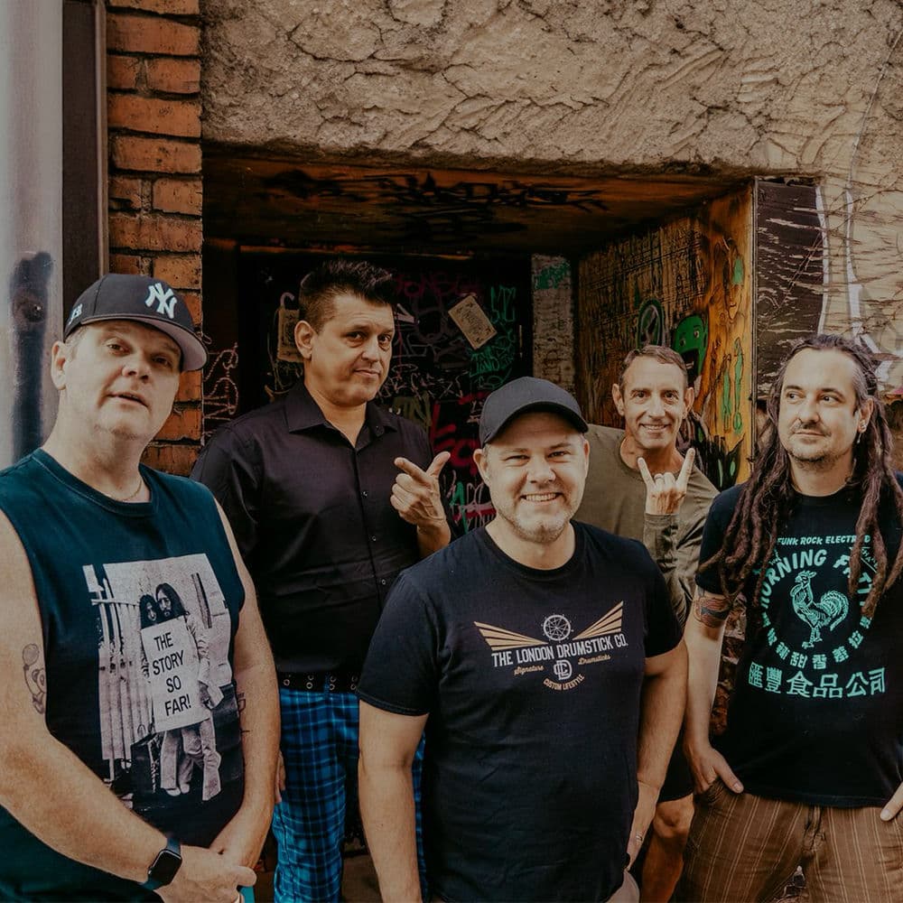 Less Than Jake – Punk