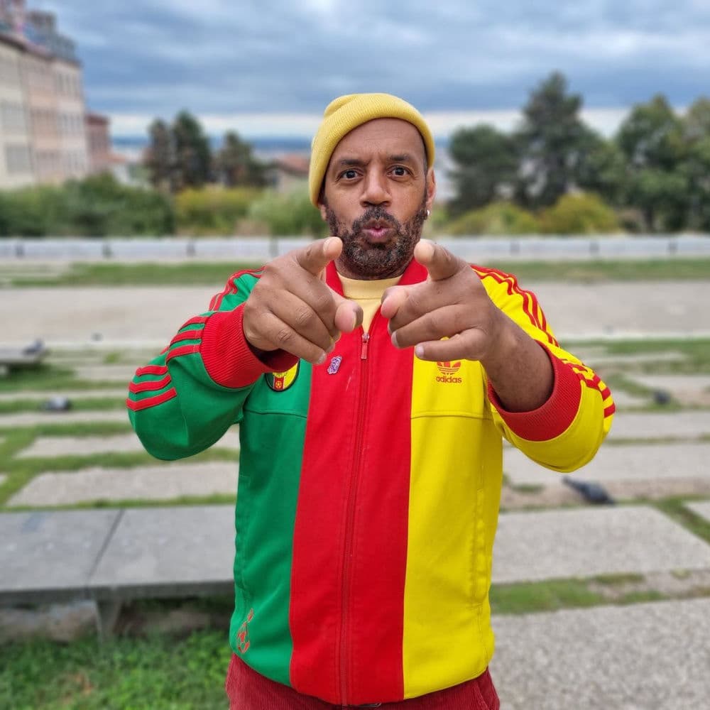 PAT KALLA & LE SUPER MOJO