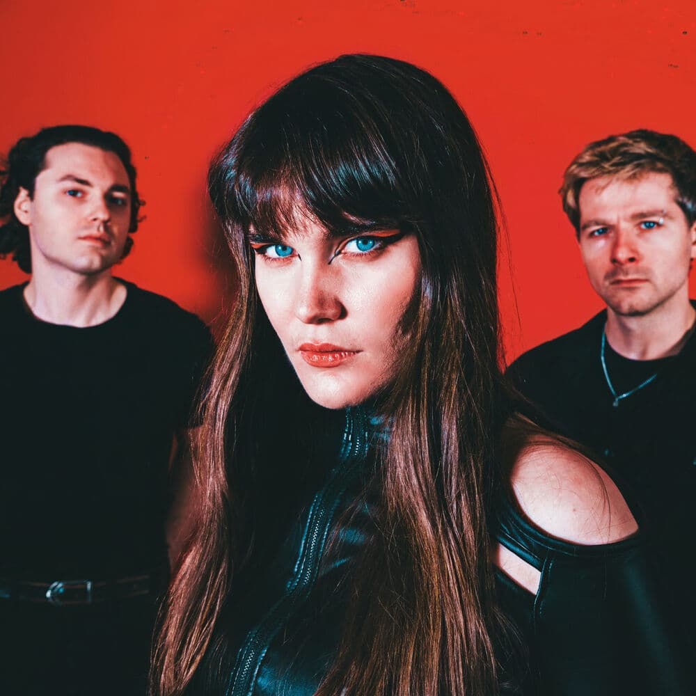 CALVA LOUISE – Alternative Rock