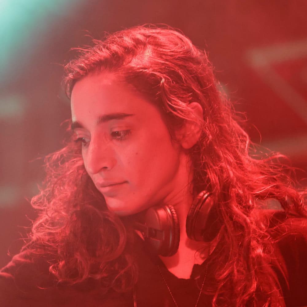 SAMA ABDULHADI – Electro