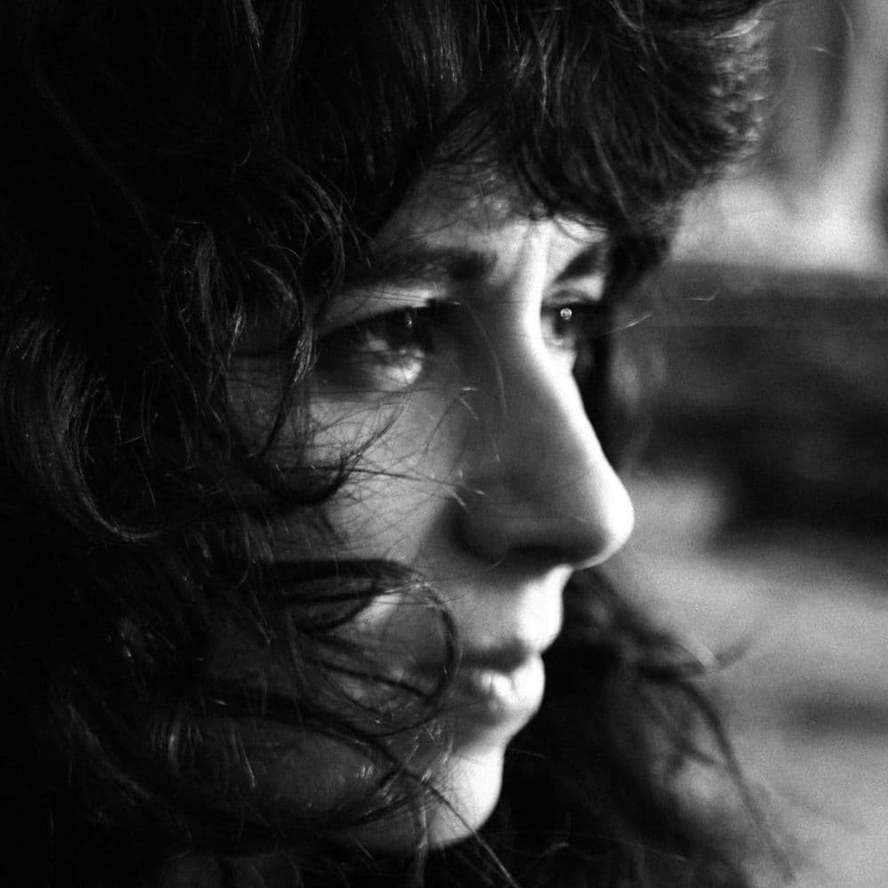 LAURA CAHEN – Pop