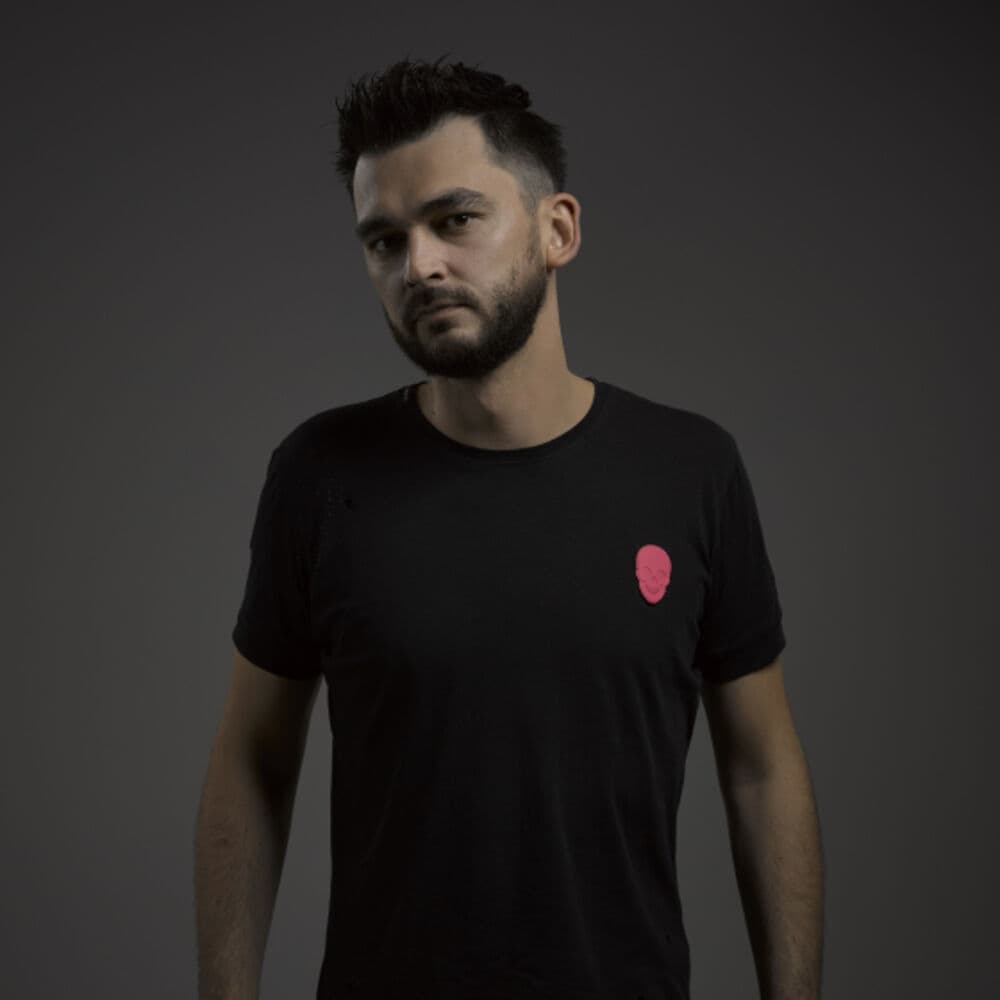 Crypsis – Dance