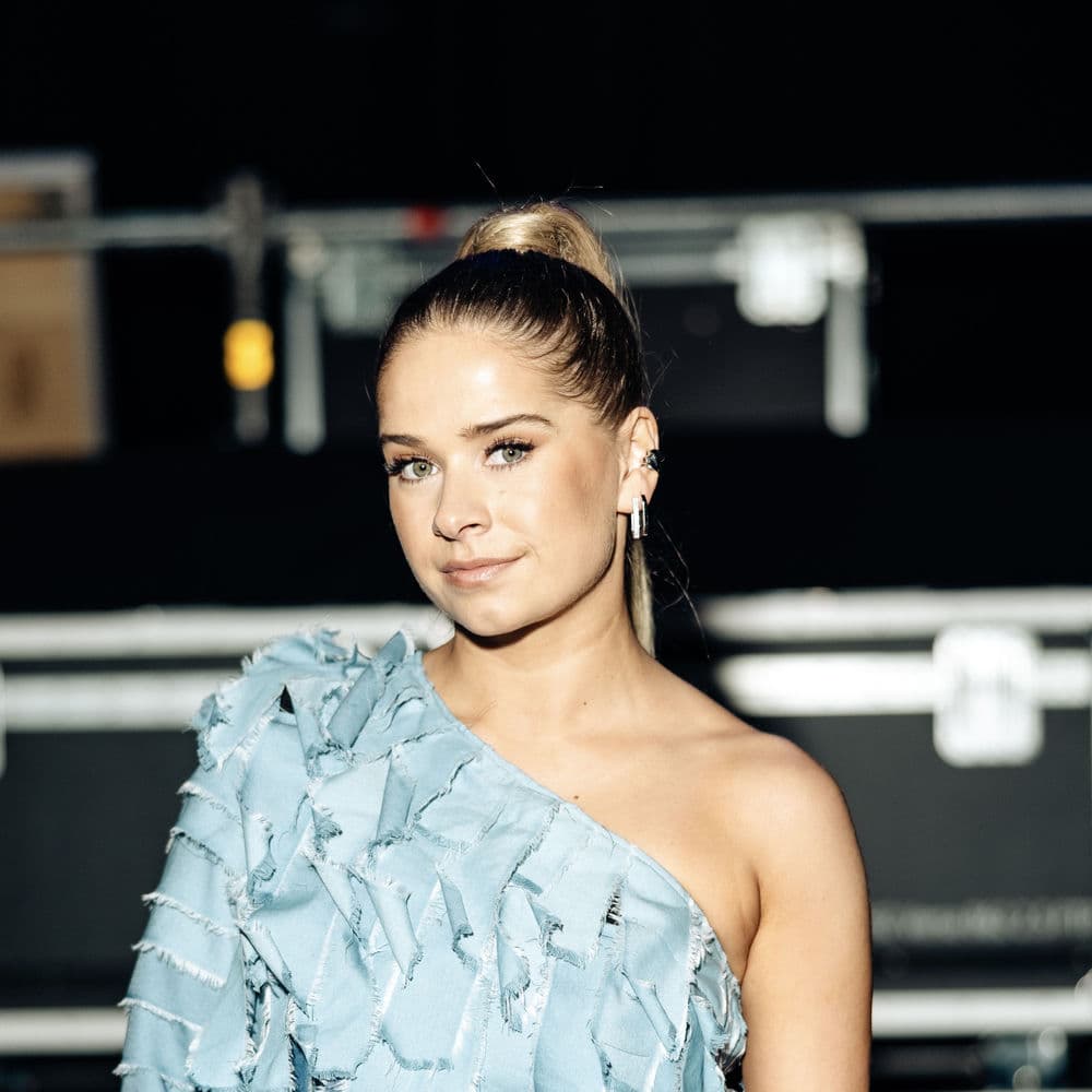 Laura Tesoro – Pop