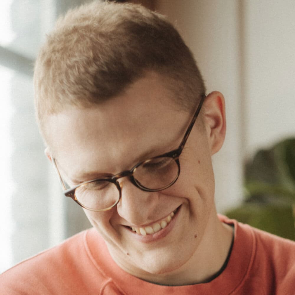 Floating Points – House