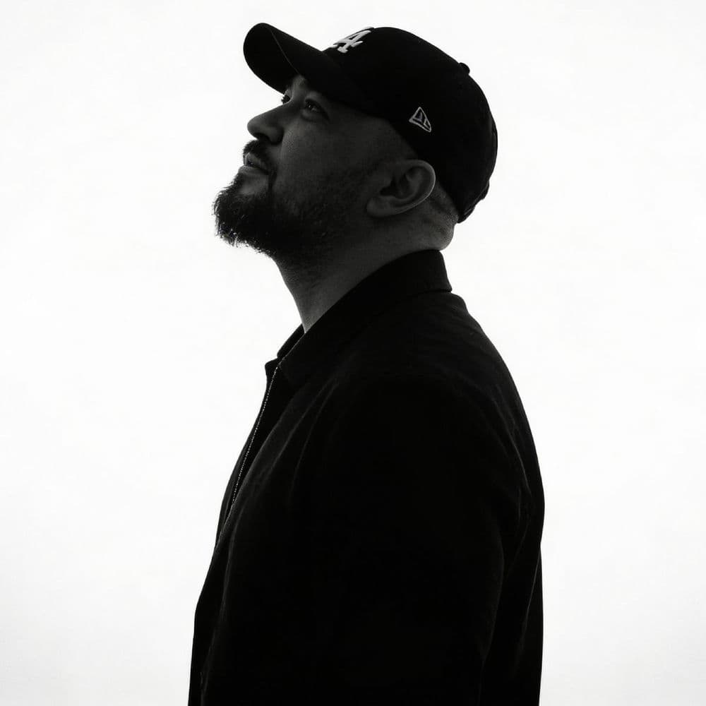 MOSES – Dance