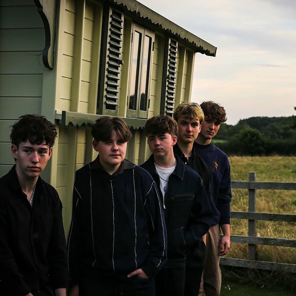 cherryholt – Indie Rock