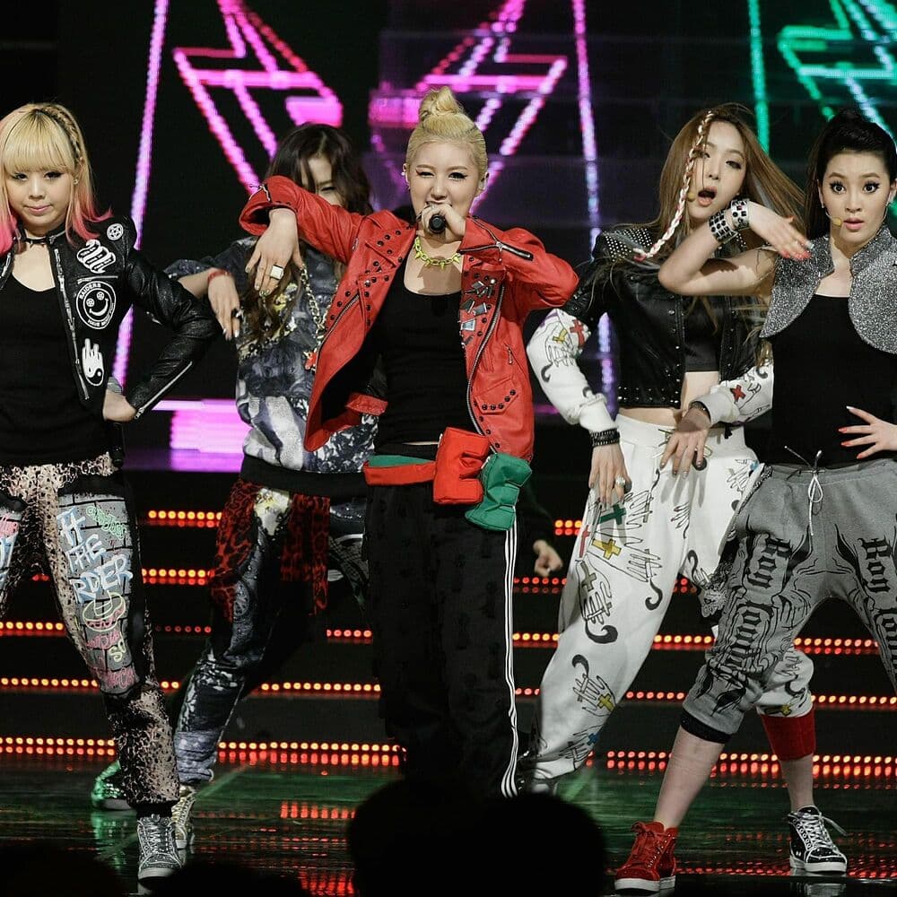 Evol – World