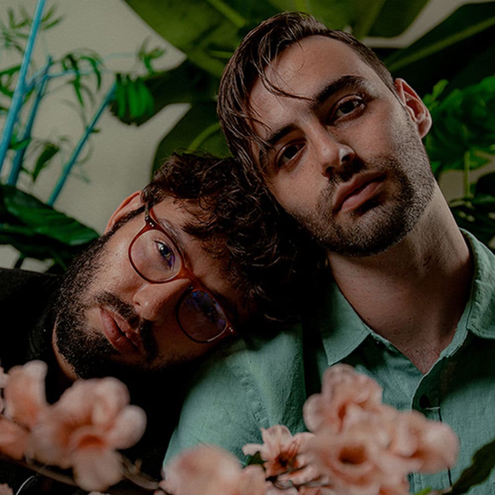 Slenderbodies – Indie Rock