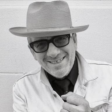ELVIS COSTELLO