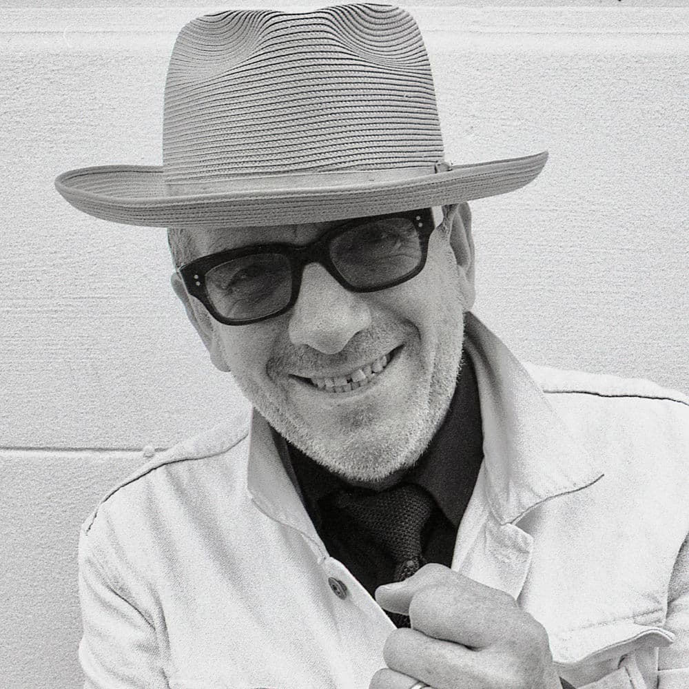ELVIS COSTELLO – New Wave