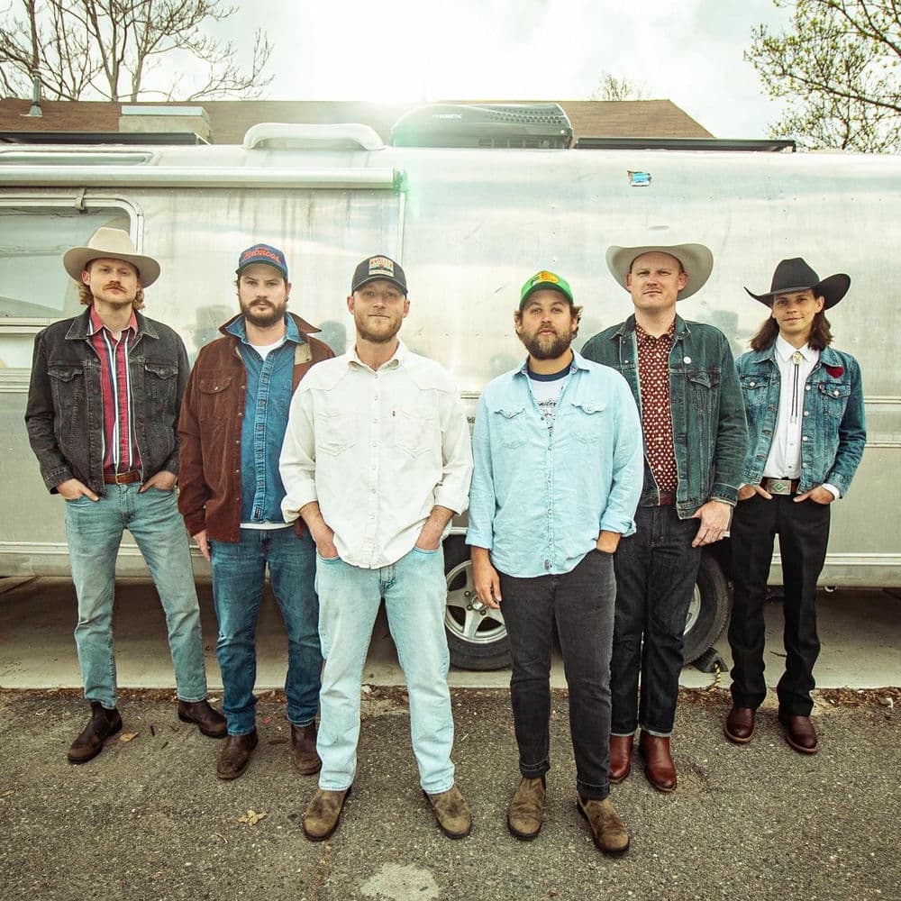 Clay Street Unit – Country