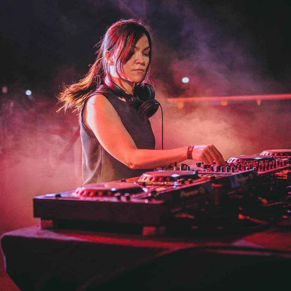 Adriana Lopez – Electro