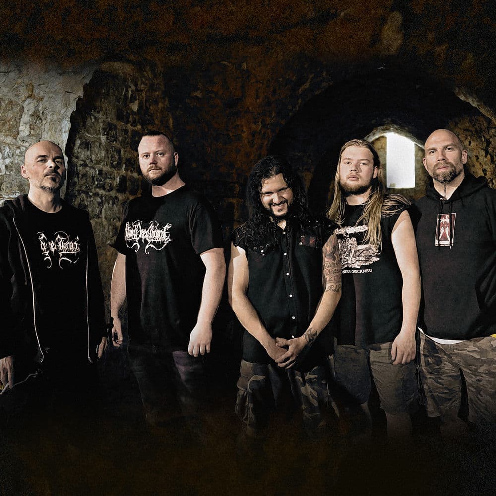 BLOOD RED THRONE – Grindcore