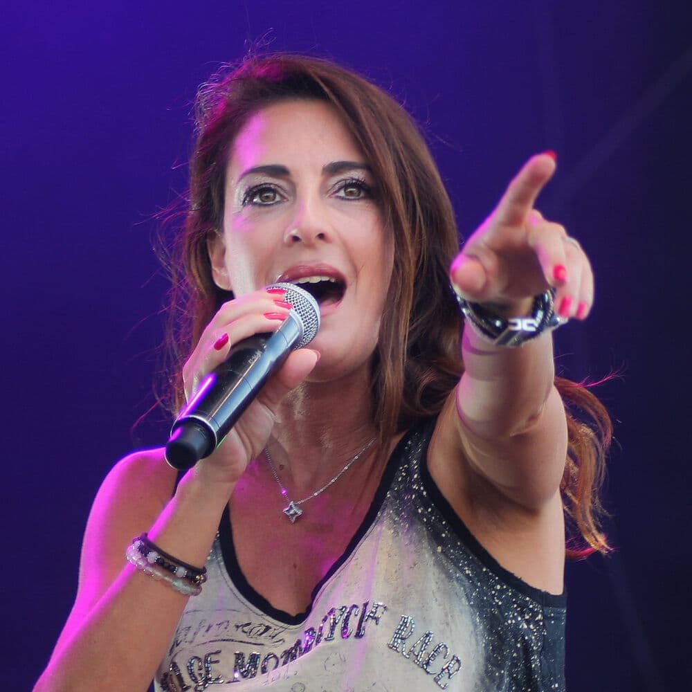 EVE ANGELI – Variété Française
