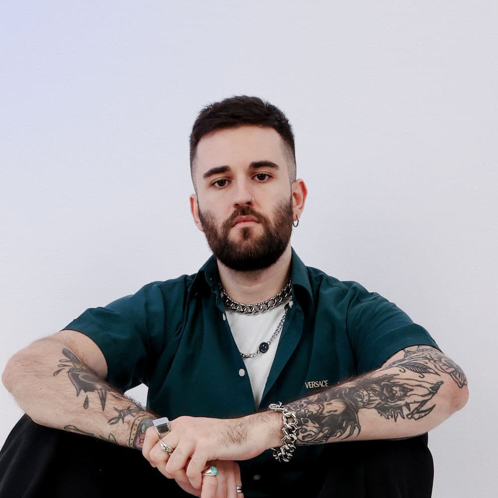 Enzo Is Burning – Techno