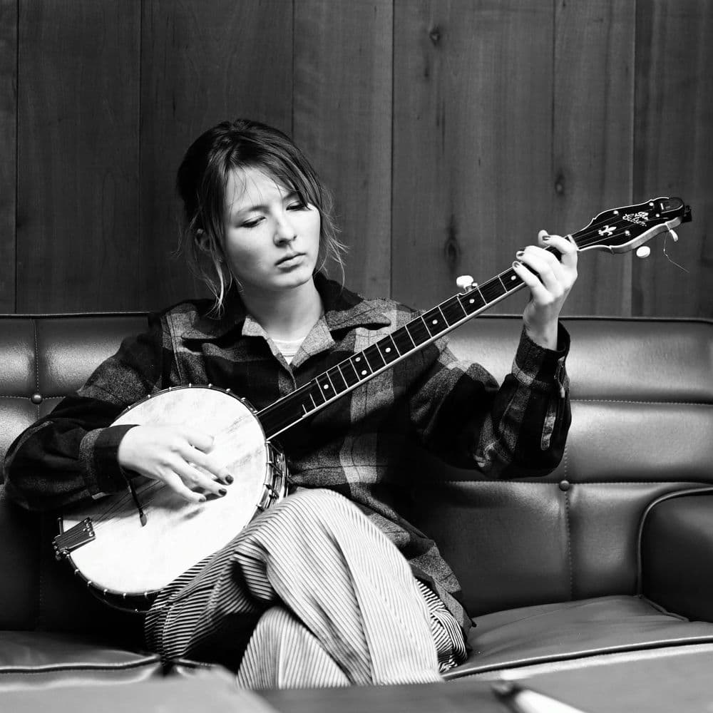 Nora Brown – Folk