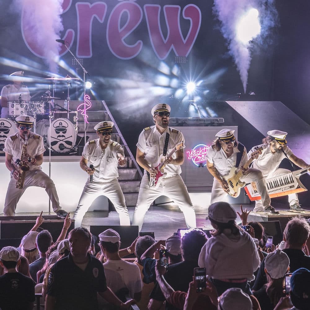 Yachtley Crew – Yacht Rock