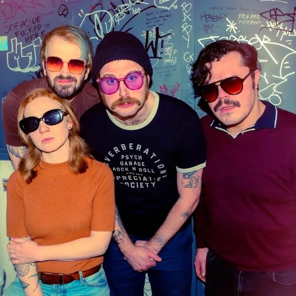 Wine Lips – Rock