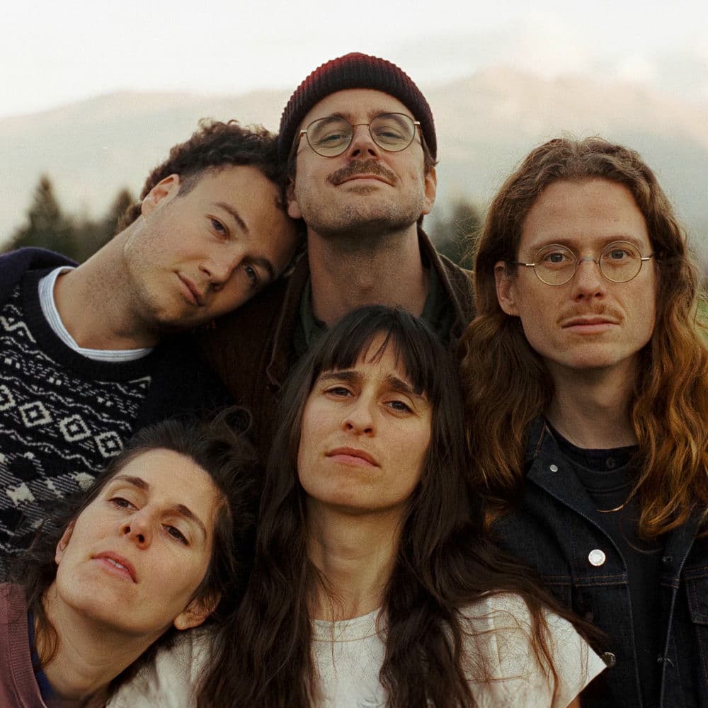Black Sea Dahu – Singer-Songwriter