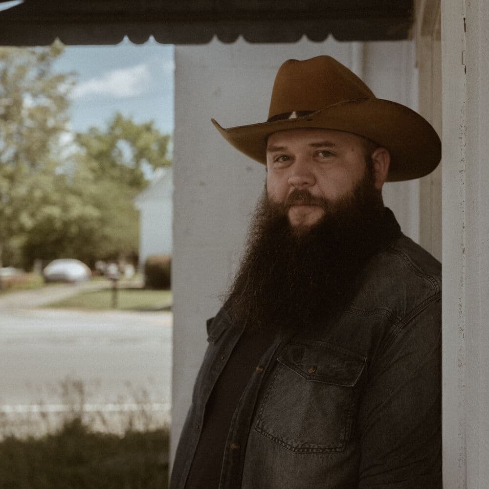 Larry Fleet – Country
