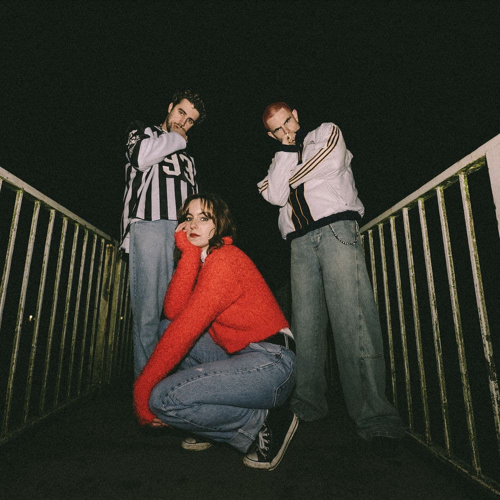 SNAYX – Indie Rock
