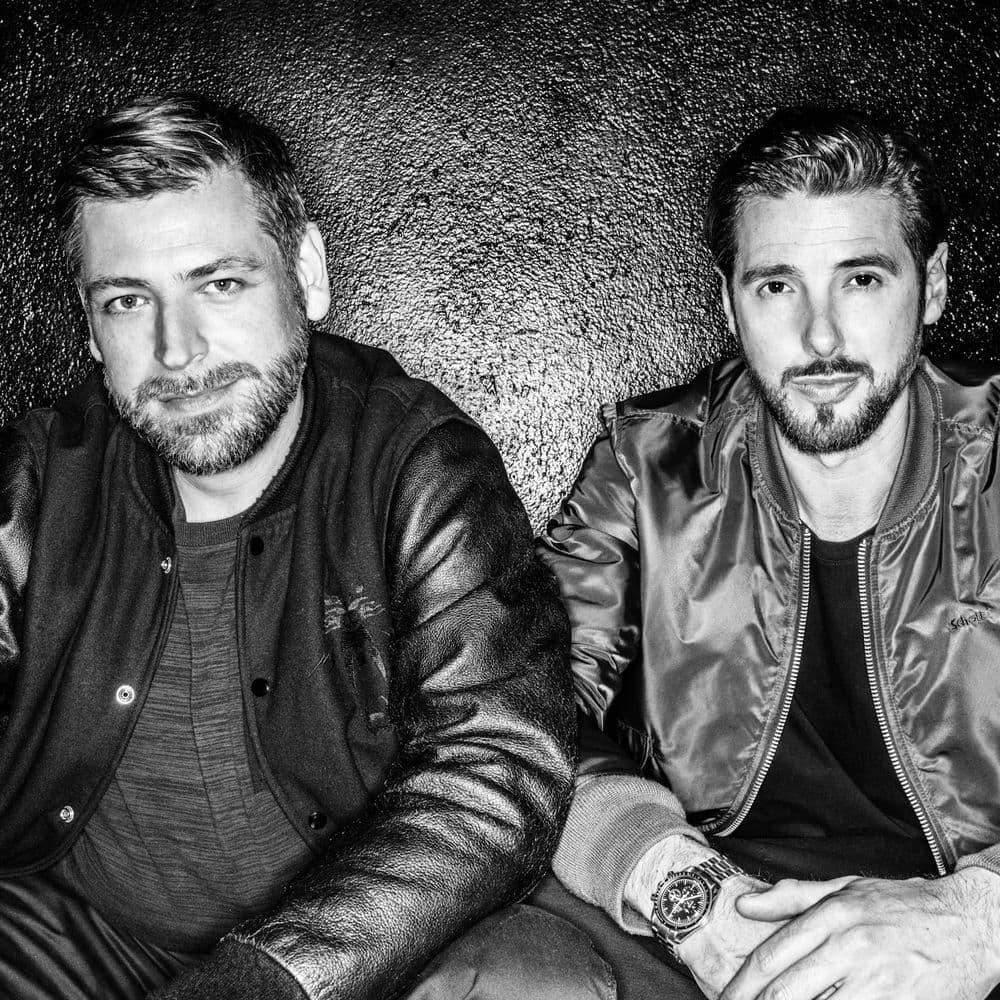 Moonbootica – Dance