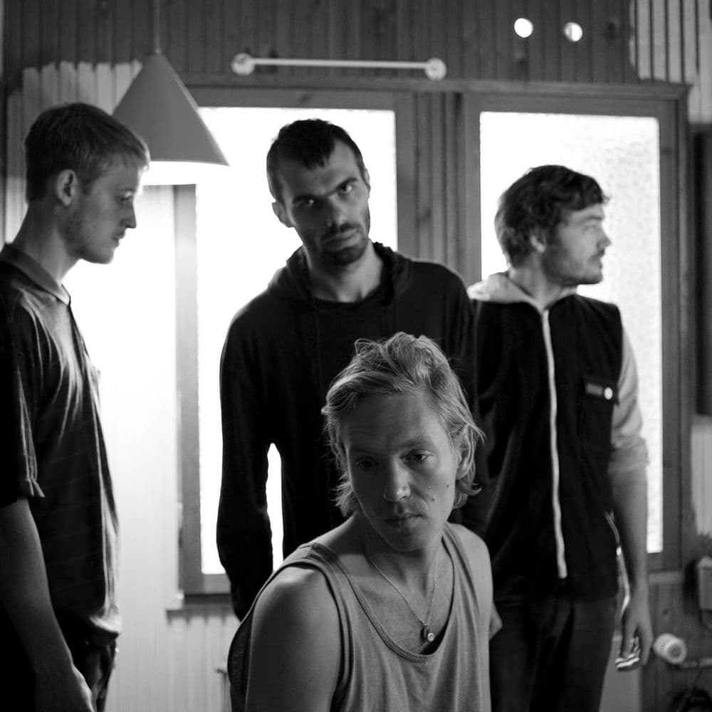 When Saints Go Machine – Electropop