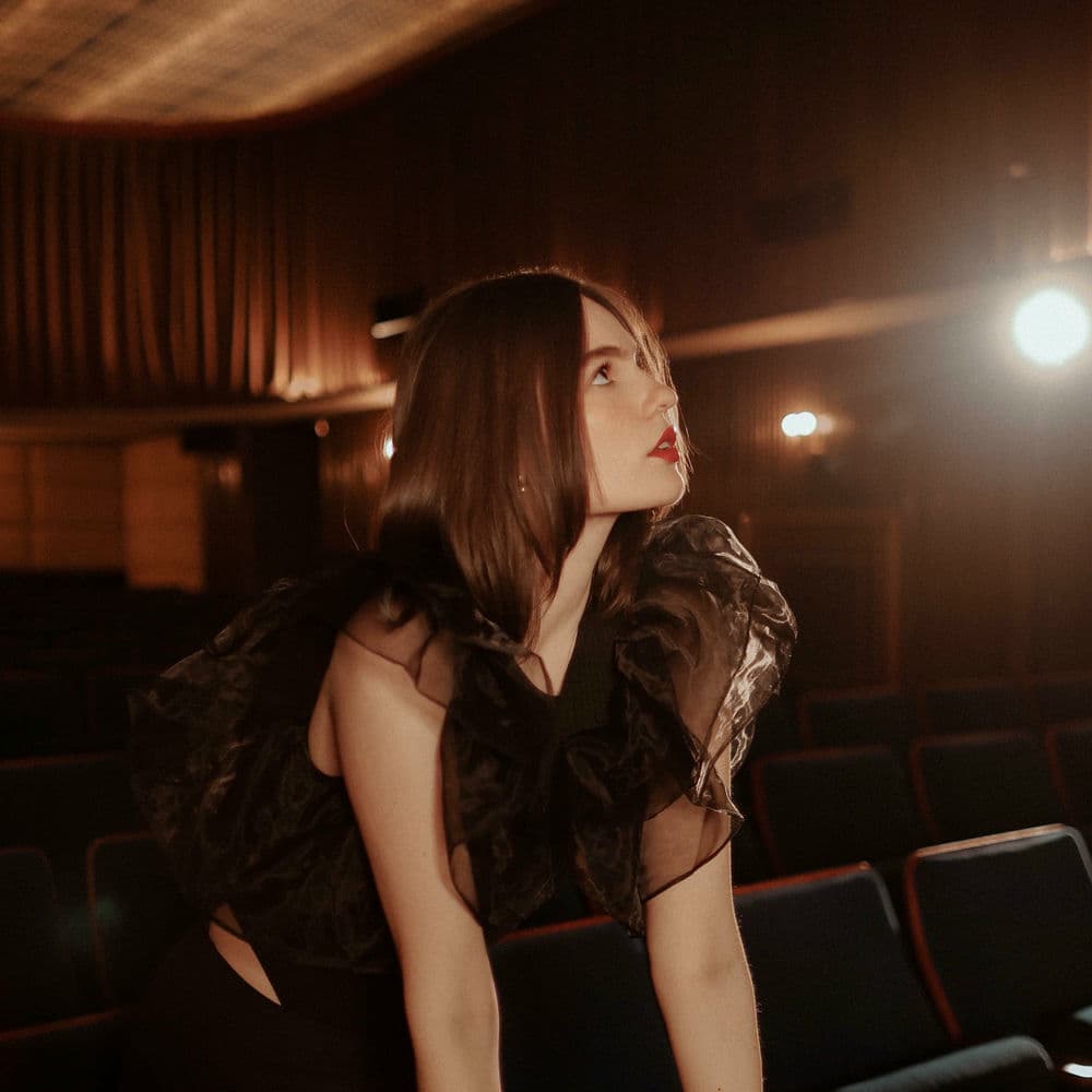 Mira Taylor – Pop