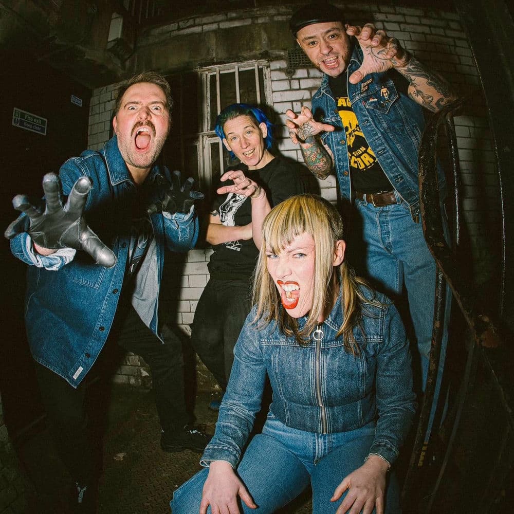 Split Dogs – Punk