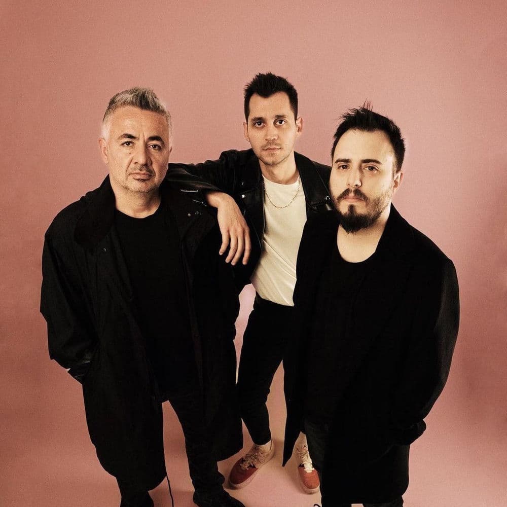 Yedinci Ev – Pop