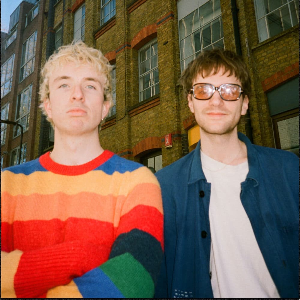 Good Neighbours – Alternative