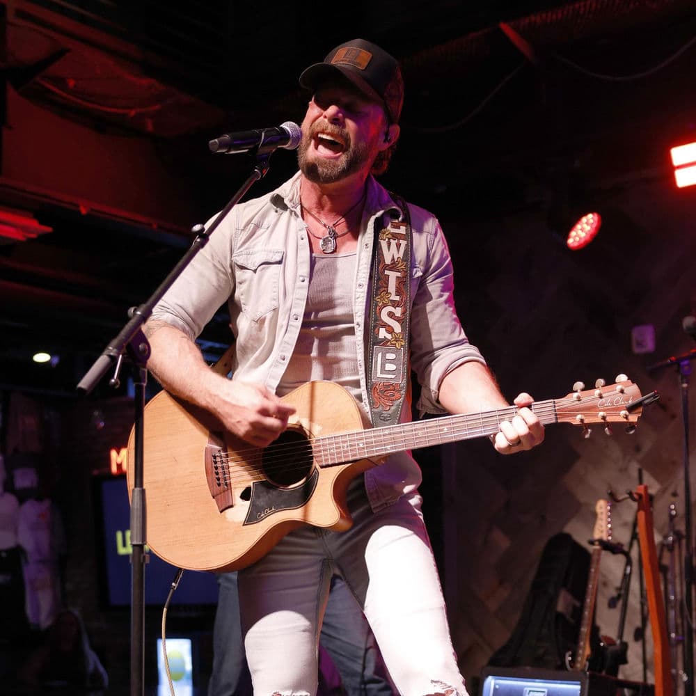 Lewis Brice – Country