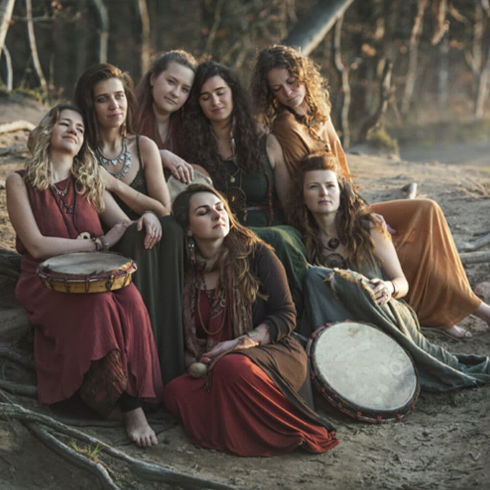 LES KADORS – Folk
