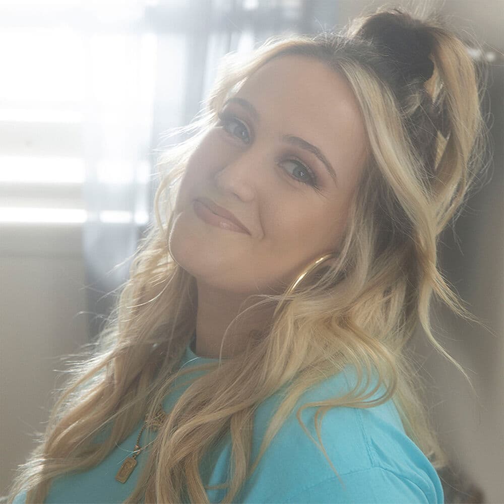 Priscilla Block – Country