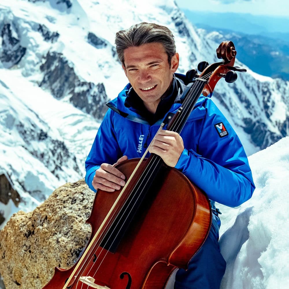 GAUTIER CAPUCON – Cellist