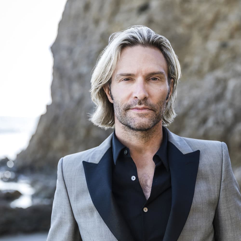 Eric Whitacre – Classical