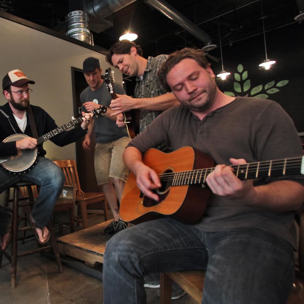 Pert Near Sandstone – Bluegrass