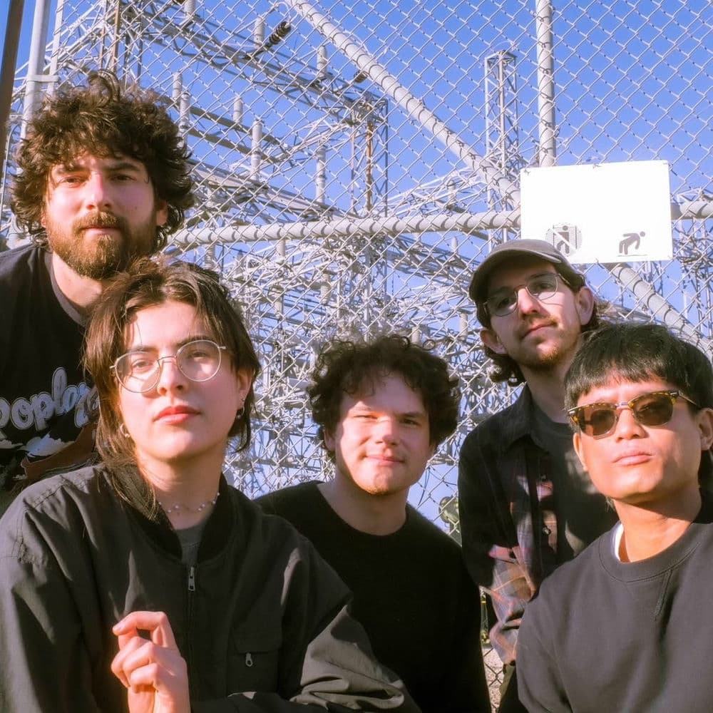 Living Hour – Indie Rock