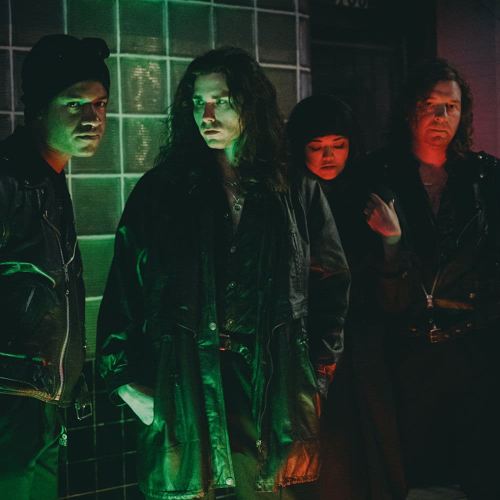 Sacred Skin – Synth-Pop