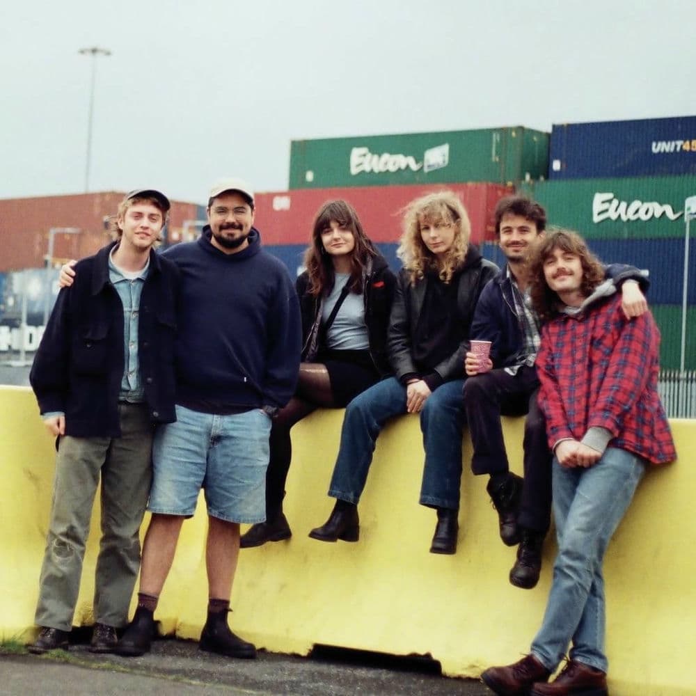 Brown Horse – Rock