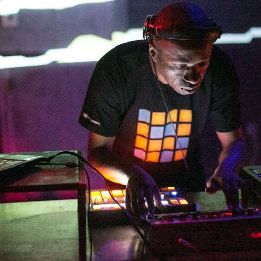 Terrence Dixon – Electro
