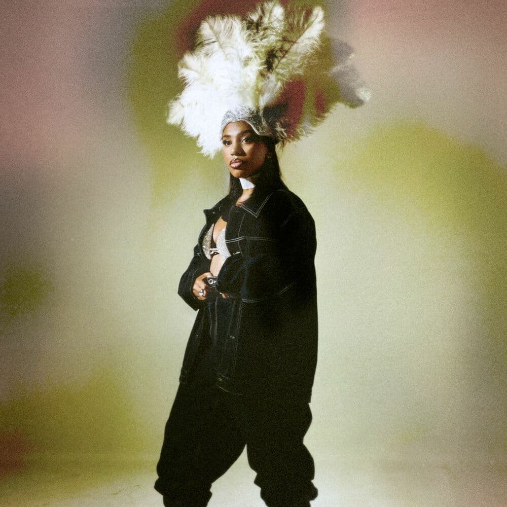Tay Bay – Pop