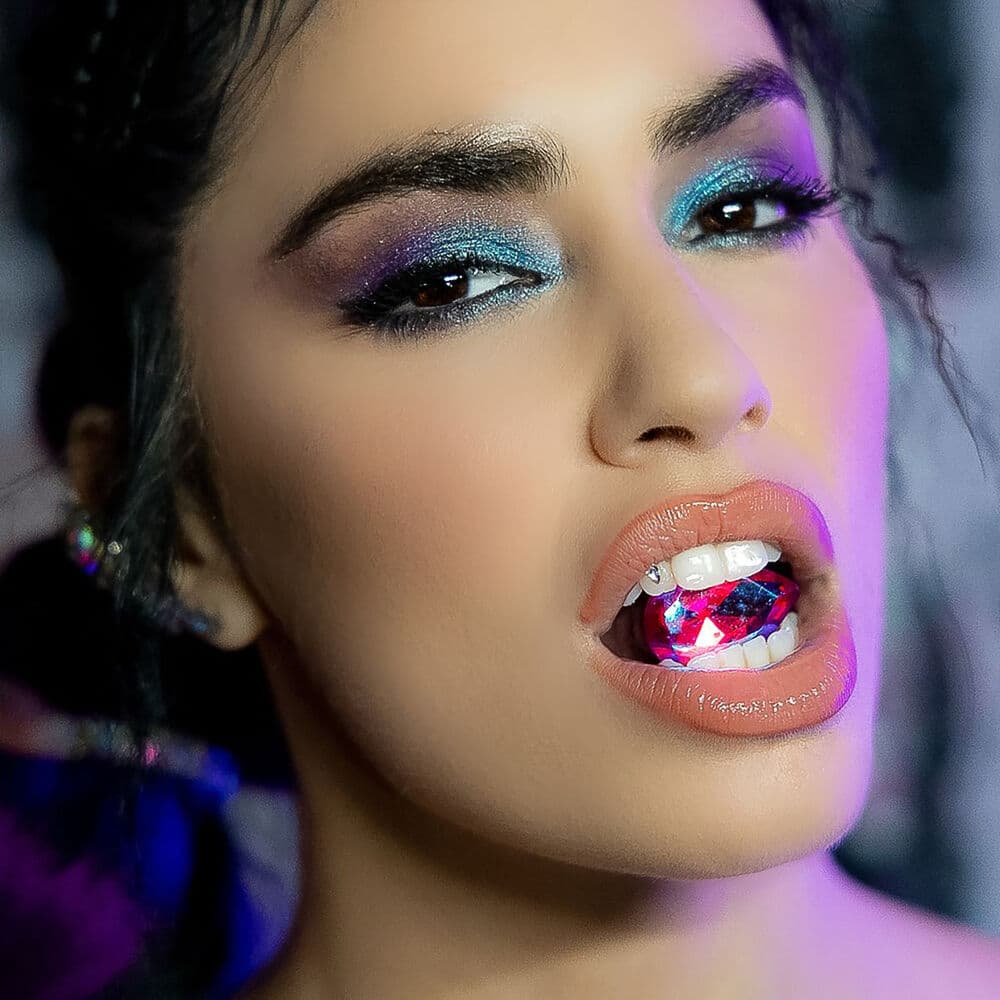 Lali – Latin