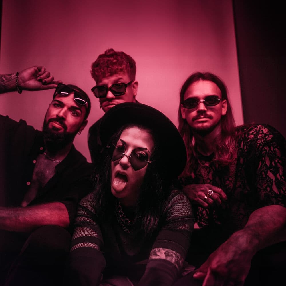 SETYØURSAILS – Metal